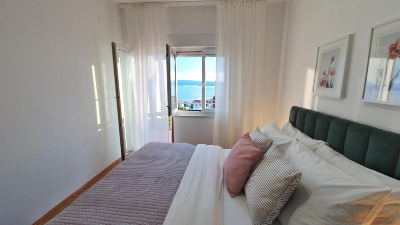 Seaview Apartment With Balcony And Terrace Barac Crikvenica Exterior photo